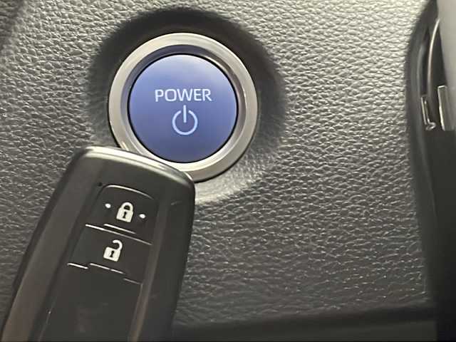 トヨタ カローラ スポーツ ハイブリッドG Z 埼玉県 2019(平31)年 5万km アティチュードブラックマイカ 純正ナビ/(AM/FM/CD/DVD/TV/SD/BT/USB/HDMI)/バックカメラ/ETC/自動防眩ミラー/ハーフレザー/シートヒーター/レーダークルーズコントロール/プッシュスタート/スマートキー/スペアキー/オートライト/LEDヘッドライト/フォグランプ/ヘッドライトレベライザー/純正フロアマット/純正18インチアルミホイール