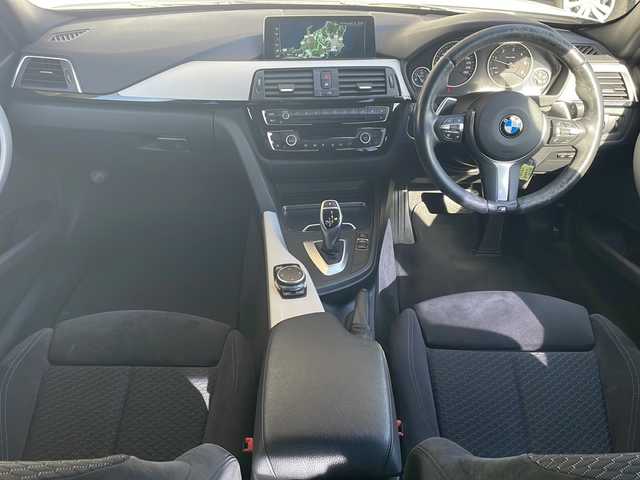 ＢＭＷ ３２０ｄ Mスポーツ 長野県 2017(平29)年 9.6万km 白 純正メーカーナビ/バックカメラ/純正18インチアルミ/コーナーセンサー/保証書・取説/スペアキー