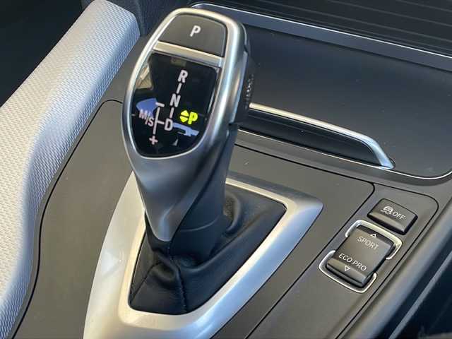 ＢＭＷ ３２０ｄ Mスポーツ 長野県 2017(平29)年 9.6万km 白 純正メーカーナビ/バックカメラ/純正18インチアルミ/コーナーセンサー/保証書・取説/スペアキー