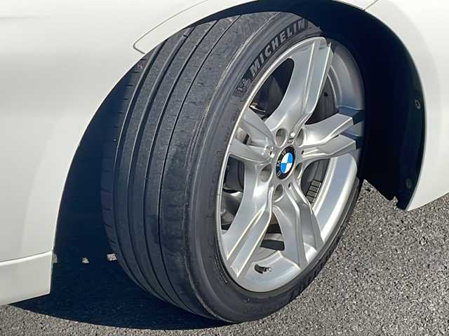 ＢＭＷ ３２０ｄ Mスポーツ 長野県 2017(平29)年 9.6万km 白 純正メーカーナビ/バックカメラ/純正18インチアルミ/コーナーセンサー/保証書・取説/スペアキー