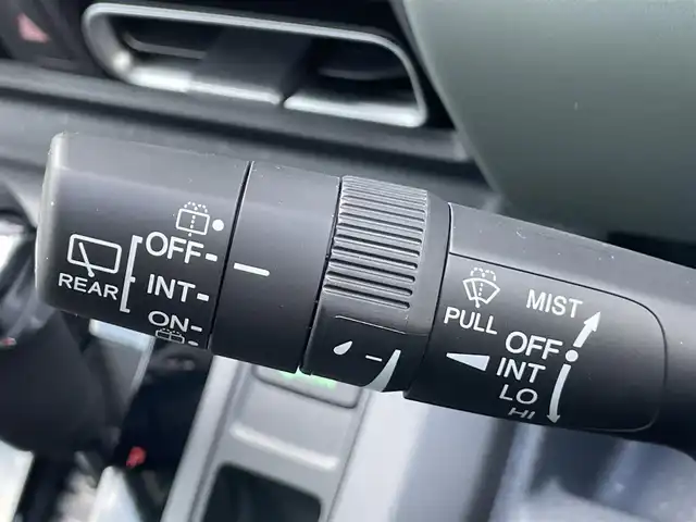 ホンダ フリード ハイブリット e:HEV クロスター 香川県 2025(令7)年 0.1千km クリスタルブラックパール 純正9インチナビ(LXM-242ZFNi)/→AM.FM/フルセグTV/Bluetooth/ホンダセンシング/・アダプティブクルーズコントロール/・衝突軽減ブレーキ/・歩行者事故低減ステアリング/・車線維持支援システム/・路外逸脱抑制機能/・先行車発進お知らせ機能/バックカメラ/両側パワースライドドア/前席シートヒーター/LEDヘッドライト/ブラインドスポットモニター/革巻きステアリング/ステアリングリモコン/オートブレーキホールド/USB/ウィンカーミラー/オートエアコン/パワーウィンドウ/スマートキー/プッシュスタート