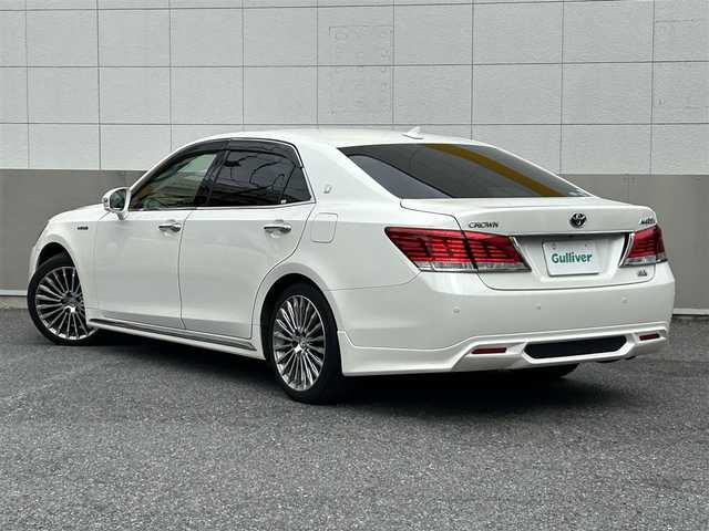 トヨタ クラウン マジェスタ Fバージョン 東京都 2013(平25)年 13.3万km ホワイトパールクリスタルシャイン ムーンルーフ/スーパーライブサウンドシステム/純正HDDナビ/　フルセグTV/DVD/CD/Bluetooth/バックカメラ/純正18インチアルミホイール/レーダークルーズコントロール/プリクラッシュセーフティ/インテリジェントクリアランスソナー/バックソナー/ブラインドスポットモニター/レザーシート/シートヒーター/シートベンチレーション/パワーシート/シートメモリー/ビルトインETC/純正ドライブレコーダー/LEDヘッドライト/LEDフォグランプ/革巻きステアリングホイール/ステアリングヒーター/ステアリングスイッチ/モデリスタLEDルームランプ/ナノイー付左右後席独立温度調整オートエアコン/スイッチ付木目調加飾アームレスト/純正センターコンソールイルミネーション/リア電動サンシェード/電動オート格納ミラー/ウインカーミラー/ミラーヒーター/プッシュスタート/スマートキー×2/純正フロアマット/純正ドアバイザー/保証書/取扱説明書