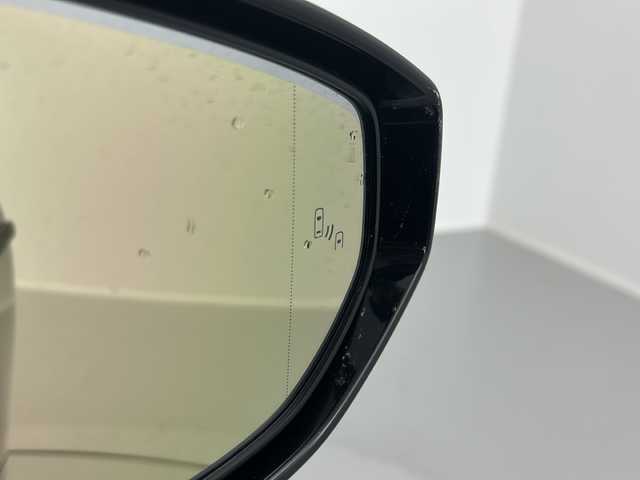 レクサス ＬＣ 500h Sパッケージ 福島県 2021(令3)年 3.1万km ダークグレーマイカ /禁煙車//Lexus Safety System＋/・プリクラッシュセーフティ/・レーントレーシングアシスト/・レーダークルーズコントロール/・オートマチックハイビーム//ブラインドスポットモニター//格納式リアスポイラー//カーボンルーフ//メーカー10.3インチナビ/・BT.CD.VD.SD.USB.AUX.ミラーキャスト/・フルセグTV//バックカメラ//ハーフレザーシート/・前席パワーシート/・D席シートメモリー//パドルシフト//ステアリングスイッチ//純正ドライブレコーダー（F）//ビルトインETC2.0//プッシュスタート//スマートキー×2//電動パーキングブレーキ//オートホールド//三眼LEDヘッドライト//純正21インチAW//純正フロアマット