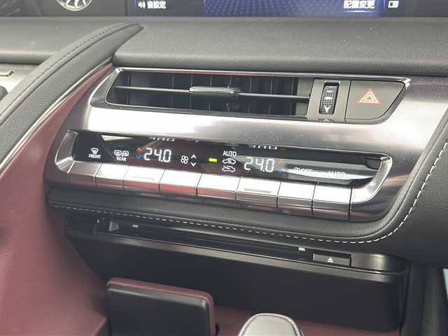 レクサス ＬＣ 500h Sパッケージ 福島県 2021(令3)年 3.1万km ダークグレーマイカ /禁煙車//Lexus Safety System＋/・プリクラッシュセーフティ/・レーントレーシングアシスト/・レーダークルーズコントロール/・オートマチックハイビーム//ブラインドスポットモニター//格納式リアスポイラー//カーボンルーフ//メーカー10.3インチナビ/・BT.CD.VD.SD.USB.AUX.ミラーキャスト/・フルセグTV//バックカメラ//ハーフレザーシート/・前席パワーシート/・D席シートメモリー//パドルシフト//ステアリングスイッチ//純正ドライブレコーダー（F）//ビルトインETC2.0//プッシュスタート//スマートキー×2//電動パーキングブレーキ//オートホールド//三眼LEDヘッドライト//純正21インチAW//純正フロアマット