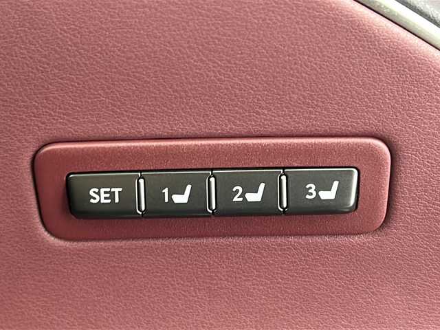 レクサス ＬＣ 500h Sパッケージ 福島県 2021(令3)年 3.1万km ダークグレーマイカ /禁煙車//Lexus Safety System＋/・プリクラッシュセーフティ/・レーントレーシングアシスト/・レーダークルーズコントロール/・オートマチックハイビーム//ブラインドスポットモニター//格納式リアスポイラー//カーボンルーフ//メーカー10.3インチナビ/・BT.CD.VD.SD.USB.AUX.ミラーキャスト/・フルセグTV//バックカメラ//ハーフレザーシート/・前席パワーシート/・D席シートメモリー//パドルシフト//ステアリングスイッチ//純正ドライブレコーダー（F）//ビルトインETC2.0//プッシュスタート//スマートキー×2//電動パーキングブレーキ//オートホールド//三眼LEDヘッドライト//純正21インチAW//純正フロアマット