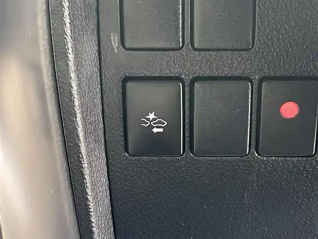 トヨタ ヴェルファイア ハイブリット X 岩手県 2017(平29)年 3.6万km ホワイトパールクリスタルシャイン ワンオーナー/４WD/両側パワースライドドア/プリクラッシュセーフティ/レーダークルーズコントロール/クリアランスソナー/パーキングサポートブレーキ/MTモード付AT/横滑り防止装置/オートブレーキホールド/リヤオートエアコン/純正１０．５インチナビ/フルセグTV/TVキャンセラー/ステアリングスイッチ/バックカメラ/ETC2.0/ドライブレコーダー/オートライト/LEDヘッドランプ/純正16インチアルミホイール