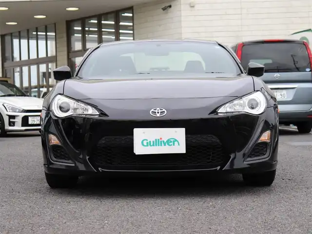トヨタ ８６ G 神奈川県 2014(平26)年 8万km クリスタルブラックシリカ グレード：G/純正16インチアルミホイール/純正フロアマット/純正6速マニュアル/社外ステアリング