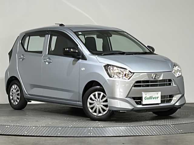 ダイハツ ミラ イース L SAⅢ 愛媛県 2021(令3)年 0.5万km ブライトシルバーメタリック 純正オーディオ/レーンキープアシスト/コーナーセンサー/衝突被害軽減ブレーキ/純正フロアマット/オートマチックハイビーム/オートライト/ヘッドライトレベライザー/ドアバイザー/スペアキー/保証書