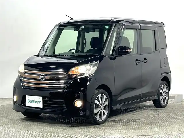 日産 デイズ ルークス ハイウェイスターX Gパッケージ 大阪府 2015(平27)年 5.7万km ブラック 純正ナビ（フルセグ／ＤＶＤ再生／Ｂｌｕｅｔｏｏｔｈ）　３６０カメラ　両側パワースライドドア　衝突軽減　アイドリングストップ　オートライト　スマートキー　プッシュスタート　オートエアコン
