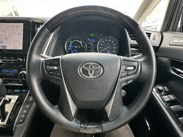 トヨタ アルファードハイブリット SR Cパッケージ 群馬県 2023(令5)年 2.8万km パール ナビゲーション/フルセグテレビ/プリップダウンモニタ/CD&DVD/ブルートゥース/USB接続/100V電源/アダプティブクルーズ/衝突軽減ブレーキ/車線逸脱警報/モデリスタFエアロ/キャプテンシート/エアーシート/シートヒーター/ハンドルヒーター/保証書/取扱説明書/整備手帳/スマートキーX2個