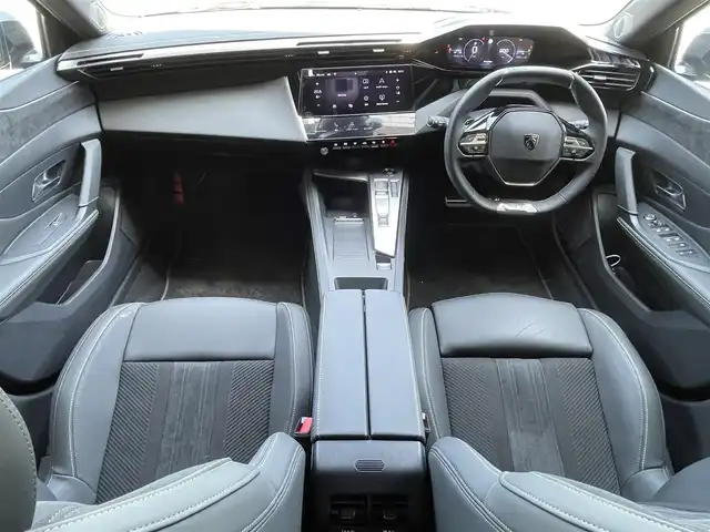 プジョー ３０８ GT ブルーHDi 栃木県 2023(令5)年 0.9万km 黒 ワンオーナー /禁煙車/色コード　9V（ペルラネラブラック）/純正メモリナビ/【Bluetooth・USB・AppleCarPlay・AndroidAuto】/全方位カメラ（フロント・バック）/ETC/ドライブレコーダー(前後録画)/スマートキー×2/プッシュスタート/アクティブセーフティブレーキ/道路標識認識/ドライバーアテンションアラート/リアクロストラフィックアラート/パーキングセンサー/レーンキープアシスト/インテリジェントハイビーム/クルーズコントロール(追従式)/パドルシフト/革巻きステアリング/ハーフレザーシート/D席パワーシート/前席シートヒーター/LEDヘッドランプ/リアフォグランプ/純正マット/保証書/取説