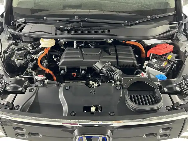 ホンダ ステップワゴン eHEV エアー EX 佐賀県 2025(令7)年 0.1万km未満 プラチナホワイトパール 登録済未使用車/ホンダセンシング /純正11.4インチナビ/CD/DVD/フルセグTV/Bluetooth/USB/バックカメラ/両側パワースライドドア/ブラインドスポットモニター/パワーバックドア /LEDライト/フォグライト /オートライト/オートマチックハイビーム/純正16インチアルミホイール/革巻きステアリング/スマートキー/スペアキー/横滑り防止装置/電動格納ミラー