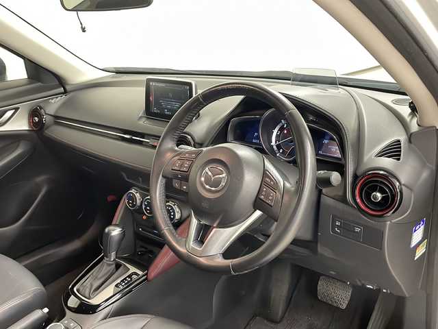 マツダ ＣＸ－３ XD ツーリング 熊本県 2015(平27)年 6.7万km セラミックM 純正SDナビ（ラジオ、フルセグ、BT、CD、DVD、USB）/ETC/前後ドライブレコーダー/バックカメラ/クルーズコントロール/パドルシフト/ヘッドアップディスプレイ/BSM/アイドリングストップ/TCS/カロッツェリアスピーカー/オートライト/・LEDヘッドライト/プッシュスタート/スマートキー