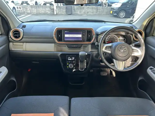 トヨタ パッソ モーダ　Gパッケージ 兵庫県 2018(平30)年 3.1万km ブラックマイカメタリック 純正ナビ/(CD/BT/SD)/フルセグTV/バックカメラ/ETC/衝突軽減ブレーキ/コーナーセンサー/前後ドライブレコーダー/LEDヘッドライト/オートライト/オートハイビーム/フォグランプ/ステアリングリモコン/スマートキー/純正フロアマット/純正ドアバイザー/純正アルミ14インチ