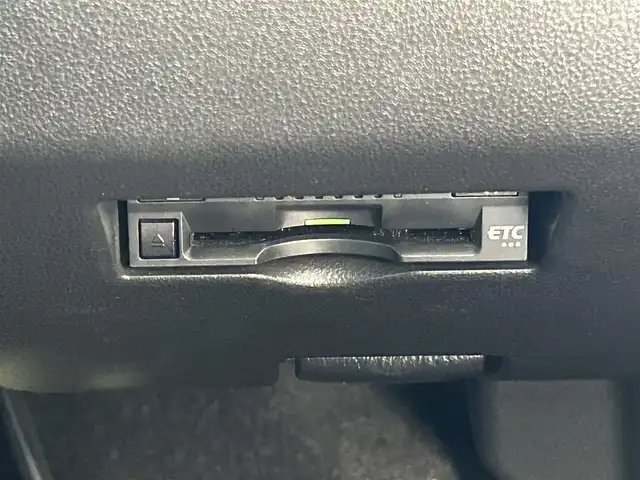 トヨタ パッソ モーダ　Gパッケージ 兵庫県 2018(平30)年 3.1万km ブラックマイカメタリック 純正ナビ/(CD/BT/SD)/フルセグTV/バックカメラ/ETC/衝突軽減ブレーキ/コーナーセンサー/前後ドライブレコーダー/LEDヘッドライト/オートライト/オートハイビーム/フォグランプ/ステアリングリモコン/スマートキー/純正フロアマット/純正ドアバイザー/純正アルミ14インチ