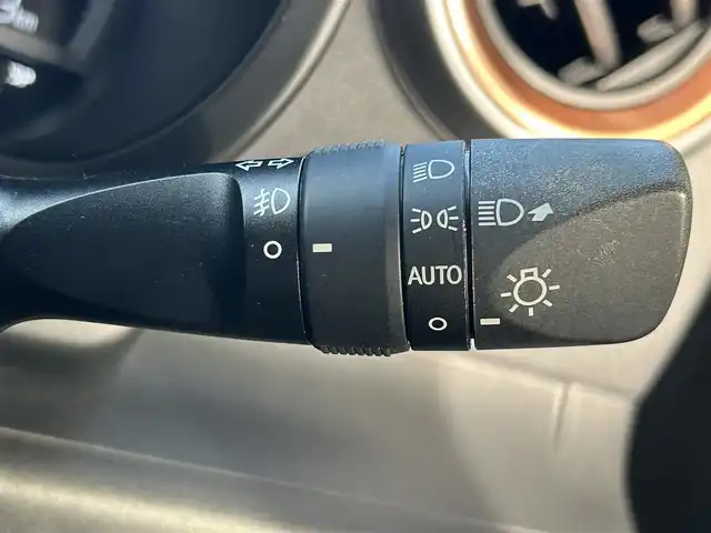 トヨタ パッソ モーダ　Gパッケージ 兵庫県 2018(平30)年 3.1万km ブラックマイカメタリック 純正ナビ/(CD/BT/SD)/フルセグTV/バックカメラ/ETC/衝突軽減ブレーキ/コーナーセンサー/前後ドライブレコーダー/LEDヘッドライト/オートライト/オートハイビーム/フォグランプ/ステアリングリモコン/スマートキー/純正フロアマット/純正ドアバイザー/純正アルミ14インチ