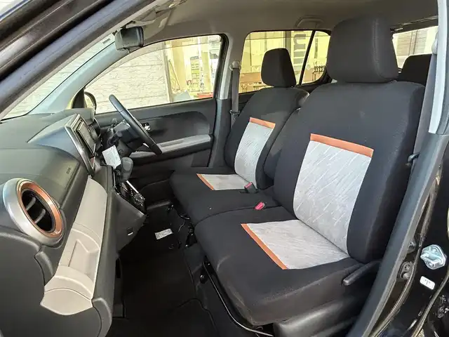 トヨタ パッソ モーダ　Gパッケージ 兵庫県 2018(平30)年 3.1万km ブラックマイカメタリック 純正ナビ/(CD/BT/SD)/フルセグTV/バックカメラ/ETC/衝突軽減ブレーキ/コーナーセンサー/前後ドライブレコーダー/LEDヘッドライト/オートライト/オートハイビーム/フォグランプ/ステアリングリモコン/スマートキー/純正フロアマット/純正ドアバイザー/純正アルミ14インチ