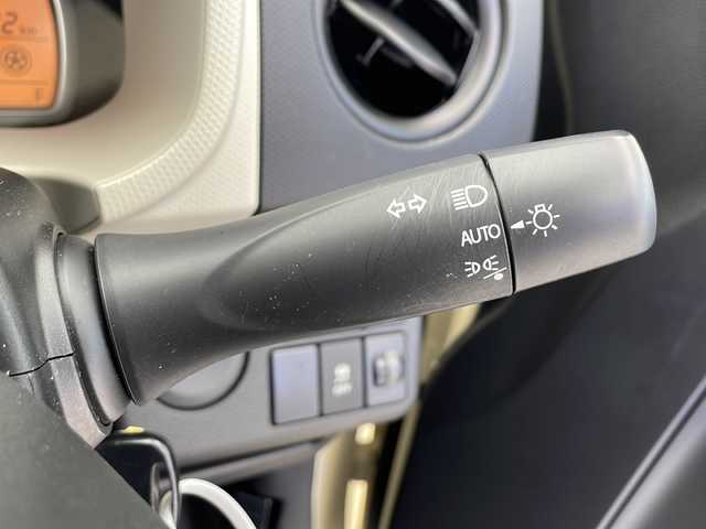 スズキ アルト L 福島県 2021(令3)年 2.3万km シフォンアイボリーM 禁煙車/社外ナビPanasonic　CNR775W【フルセグTV/ DVD/CD/SD/Bluetooth】/スズキセーフティサポート/衝突被害軽減ブレーキ/車線逸脱警報機能/横滑り防止/オートライト/アイドリングストップ　/ビルトインETC/前方ドライブレコーダー/シートヒーター/キーレス/社外13インチアルミホイール