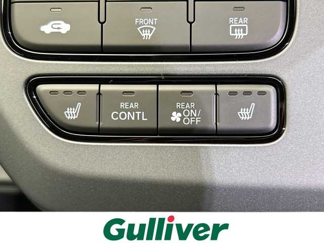 ホンダ フリード ハイブリット e:HEV クロスター 愛媛県 2025(令7)年 0.1千km クリスタルブラックパール 登録済未使用車　ＨｏｎｄａＣＯＮＮＥＣＴナビ　フルセグＴＶ　バックカメラ　ブラインドスポットモニター　シートヒーター　衝突被害軽減ブレーキ　アダプティブクルーズコントロール　両側電動スライドドア　禁煙