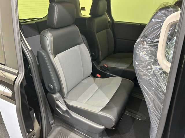 ホンダ フリード ハイブリット e:HEV クロスター 愛媛県 2025(令7)年 0.1千km クリスタルブラックパール 登録済未使用車　ＨｏｎｄａＣＯＮＮＥＣＴナビ　フルセグＴＶ　バックカメラ　ブラインドスポットモニター　シートヒーター　衝突被害軽減ブレーキ　アダプティブクルーズコントロール　両側電動スライドドア　禁煙