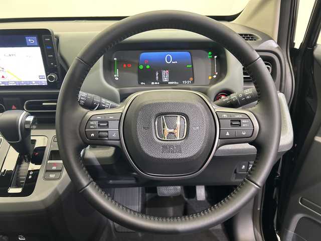ホンダ フリード ハイブリット e:HEV クロスター 愛媛県 2025(令7)年 0.1千km クリスタルブラックパール 登録済未使用車　ＨｏｎｄａＣＯＮＮＥＣＴナビ　フルセグＴＶ　バックカメラ　ブラインドスポットモニター　シートヒーター　衝突被害軽減ブレーキ　アダプティブクルーズコントロール　両側電動スライドドア　禁煙