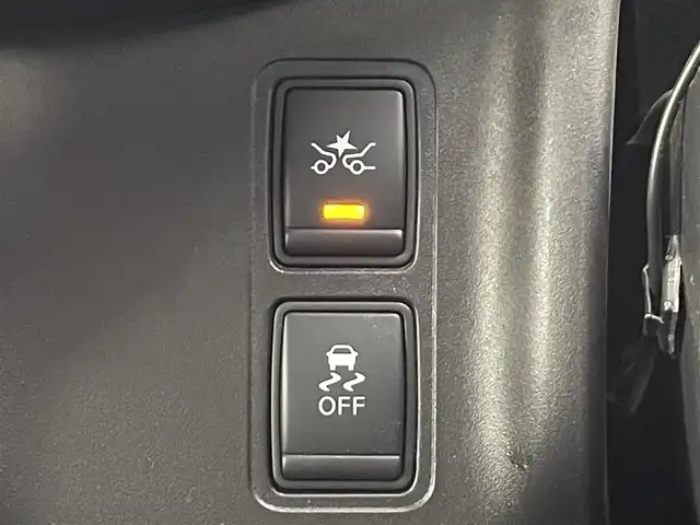 日産 セレナ ハイウェイスター プロパイロットED 大分県 2016(平28)年 5.6万km インペリアルアンバーP エマージェンシーブレーキ/純正メモリナビ/（フルセグTV/DVD/Bluetooth）/純正フリップダウンモニター/バックカメラ/ビルトインETC/ドライブレコーダー/電動パーキングブレーキ/オートブレーキホールド/プロパイロット/両側ハンズフリーパワースライドドア/コーナーセンサー/LEDヘッドライト/オートライト/スマートキー/純正アルミホイール