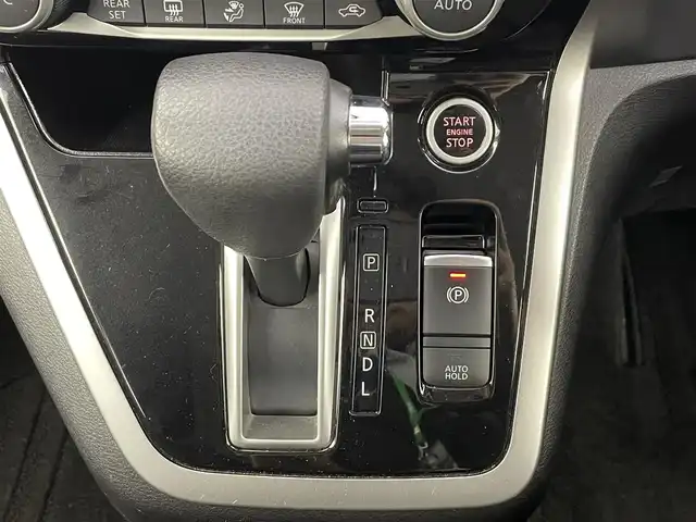 日産 セレナ ハイウェイスター プロパイロットED 大分県 2016(平28)年 5.6万km インペリアルアンバーP エマージェンシーブレーキ/純正メモリナビ/（フルセグTV/DVD/Bluetooth）/純正フリップダウンモニター/バックカメラ/ビルトインETC/ドライブレコーダー/電動パーキングブレーキ/オートブレーキホールド/プロパイロット/両側ハンズフリーパワースライドドア/コーナーセンサー/LEDヘッドライト/オートライト/スマートキー/純正アルミホイール