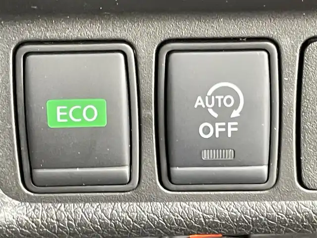 日産 エクストレイル 20Xi 千葉県 2018(平30)年 5.6万km チタニウムカーキ 禁煙車/４WD/エマージェンシーブレーキ/・プロパイロット/・コーナーセンサー/パワーバックドア/純正9インチメモリナビ/・型番：MM518D-L/・CD/DVD/AUX/Bluetooth/フルセグTV/・アラウンドビューモニター/・インテリジェントルームミラー/・ビルトインETC/革巻きステアリング/・ステアリングスイッチ/レザーシート/左右独立エアコン/電子パーキング/・ブレーキホールド/純正フロアマット/純正18インチAW/・LEDヘッドライト/・フォグランプ