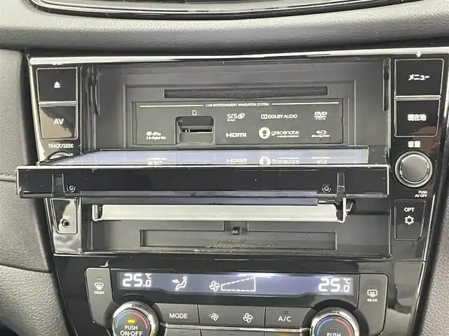 日産 エクストレイル 20Xi 千葉県 2018(平30)年 5.6万km チタニウムカーキ 禁煙車/４WD/エマージェンシーブレーキ/・プロパイロット/・コーナーセンサー/パワーバックドア/純正9インチメモリナビ/・型番：MM518D-L/・CD/DVD/AUX/Bluetooth/フルセグTV/・アラウンドビューモニター/・インテリジェントルームミラー/・ビルトインETC/革巻きステアリング/・ステアリングスイッチ/レザーシート/左右独立エアコン/電子パーキング/・ブレーキホールド/純正フロアマット/純正18インチAW/・LEDヘッドライト/・フォグランプ