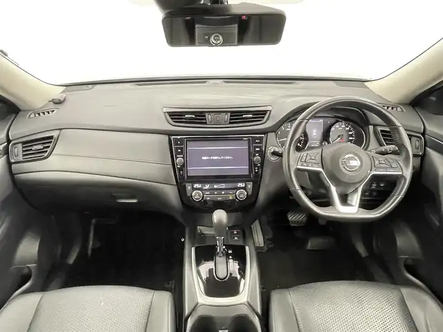 日産 エクストレイル 20Xi 千葉県 2018(平30)年 5.6万km チタニウムカーキ 禁煙車/４WD/エマージェンシーブレーキ/・プロパイロット/・コーナーセンサー/パワーバックドア/純正9インチメモリナビ/・型番：MM518D-L/・CD/DVD/AUX/Bluetooth/フルセグTV/・アラウンドビューモニター/・インテリジェントルームミラー/・ビルトインETC/革巻きステアリング/・ステアリングスイッチ/レザーシート/左右独立エアコン/電子パーキング/・ブレーキホールド/純正フロアマット/純正18インチAW/・LEDヘッドライト/・フォグランプ