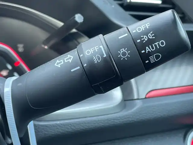 ホンダ シビック タイプR 千葉県 2018(平30)年 4.9万km クリスタルブラックパール 純正SDナビ/(AM/FM/CD/SD/DVD/フルセグ/Bluetooth)/純正エアロ/bremboキャリパー/バックカメラ/クルーズコントロール/横滑り防止装置/ETC/アイドリングストップ/LEDヘッドライト/フォグランプ/オートライト/ウィンカーミラー/電動格納ミラー/純正20インチAW/シートリフター/レブマッチシステム/プッシュスタート/スマートキー/フロアマット/スペアキー/取扱説明書/保証書