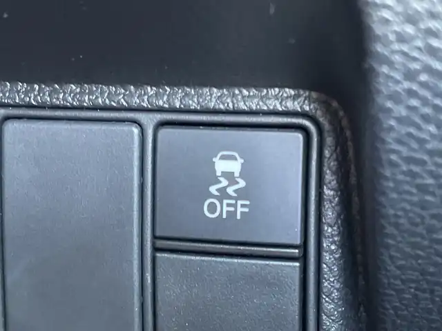 ホンダ シビック タイプR 千葉県 2018(平30)年 4.9万km クリスタルブラックパール 純正SDナビ/(AM/FM/CD/SD/DVD/フルセグ/Bluetooth)/純正エアロ/bremboキャリパー/バックカメラ/クルーズコントロール/横滑り防止装置/ETC/アイドリングストップ/LEDヘッドライト/フォグランプ/オートライト/ウィンカーミラー/電動格納ミラー/純正20インチAW/シートリフター/レブマッチシステム/プッシュスタート/スマートキー/フロアマット/スペアキー/取扱説明書/保証書