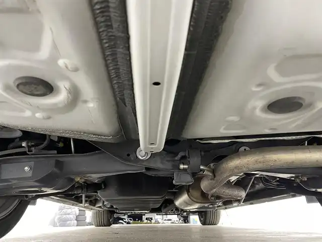 トヨタ ヴェルファイア Z Gエディション 宮城県 2017(平29)年 10万km ホワイトパールクリスタルシャイン ワンオーナー/フリップダウンモニター/JBLサウンド/純正ナビ/(フルセグTV/AM/FM/CD/DVD/Bluetooth)/バックカメラ/ステアリングヒーター/スペアキー×1/ビルトインETC/パワーバックドア/両側パワースライドドア/クルーズコントロール/横滑り防止装置/クリアランスソナー/衝突被害軽減システム/レーンキープアシスト/オートライト/ハーフレザー/オットマン/前席パワーシート/純正18インチAW/純正フロアマット/純正LEDヘッドライト