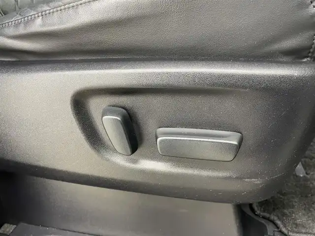 トヨタ ヴェルファイア Z Gエディション 宮城県 2017(平29)年 10万km ホワイトパールクリスタルシャイン ワンオーナー/フリップダウンモニター/JBLサウンド/純正ナビ/(フルセグTV/AM/FM/CD/DVD/Bluetooth)/バックカメラ/ステアリングヒーター/スペアキー×1/ビルトインETC/パワーバックドア/両側パワースライドドア/クルーズコントロール/横滑り防止装置/クリアランスソナー/衝突被害軽減システム/レーンキープアシスト/オートライト/ハーフレザー/オットマン/前席パワーシート/純正18インチAW/純正フロアマット/純正LEDヘッドライト