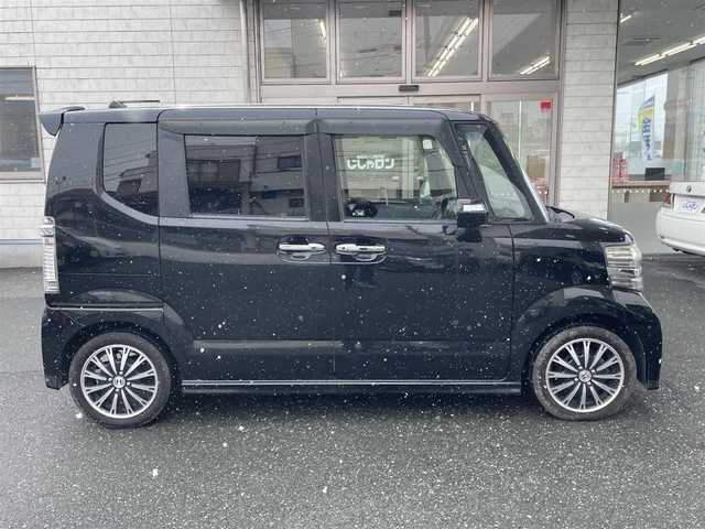 ホンダ Ｎ ＢＯＸ カスタム G ターボパッケージ 愛知県 2013(平25)年 8.3万km クリスタルブラックパール (株)IDOMが運営する【じしゃロン豊川店】の自社ローン専用車両になります。こちらは現金またはオートローンご利用時の価格です。自社ローンご希望の方は別途その旨お申付け下さい/ 純正ディーラーナビ/ バックカメラ/ ETC/ 両側パワースライドドア/ 革巻ステアリング/ ステアリングスイッチ/ クルーズコントロール/ パドルシフト/ ウインカーミラー/ ドアバイザー/ プッシュスタート/ フロアマット