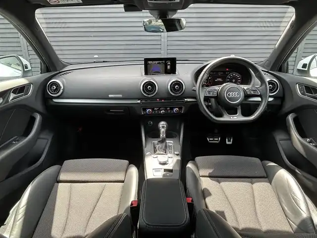 アウディ Ａ３ SB 1．4 TFSI スポーツ 茨城県 2018(平30)年 4.5万km グレイシアホワイトメタリック Sラインパッケージ/アシスタンスＰＫＧ　/コンビニエンスＰＫＧ　/ＡＣＣ　/レーンアシスト　/サイドアシスト　/バーチャルＣＰ　/アドバンストキー　/ナビ　/ＴＶ　/ＣａｒＰｌａｙ　/Ｂカメラ　/パーキングシステム　/ＬＥＤ　/オートハイビーム/禁煙車