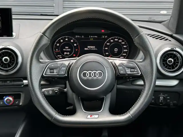 アウディ Ａ３ SB 1．4 TFSI スポーツ 茨城県 2018(平30)年 4.5万km グレイシアホワイトメタリック Sラインパッケージ/アシスタンスＰＫＧ　/コンビニエンスＰＫＧ　/ＡＣＣ　/レーンアシスト　/サイドアシスト　/バーチャルＣＰ　/アドバンストキー　/ナビ　/ＴＶ　/ＣａｒＰｌａｙ　/Ｂカメラ　/パーキングシステム　/ＬＥＤ　/オートハイビーム/禁煙車