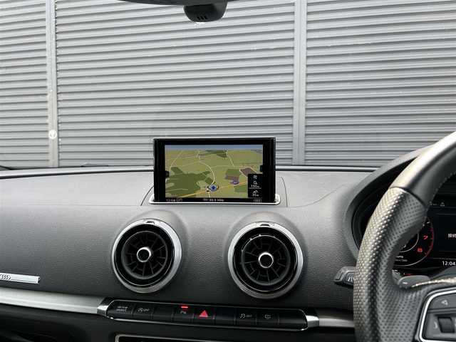 アウディ Ａ３ SB 1．4 TFSI スポーツ 茨城県 2018(平30)年 4.5万km グレイシアホワイトメタリック Sラインパッケージ/アシスタンスＰＫＧ　/コンビニエンスＰＫＧ　/ＡＣＣ　/レーンアシスト　/サイドアシスト　/バーチャルＣＰ　/アドバンストキー　/ナビ　/ＴＶ　/ＣａｒＰｌａｙ　/Ｂカメラ　/パーキングシステム　/ＬＥＤ　/オートハイビーム/禁煙車