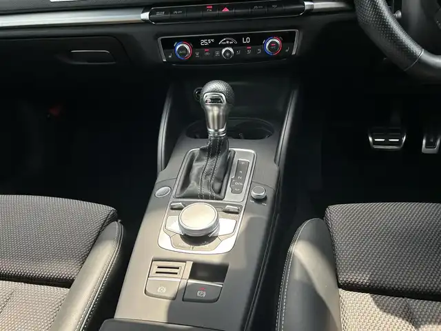 アウディ Ａ３ SB 1．4 TFSI スポーツ 茨城県 2018(平30)年 4.5万km グレイシアホワイトメタリック Sラインパッケージ/アシスタンスＰＫＧ　/コンビニエンスＰＫＧ　/ＡＣＣ　/レーンアシスト　/サイドアシスト　/バーチャルＣＰ　/アドバンストキー　/ナビ　/ＴＶ　/ＣａｒＰｌａｙ　/Ｂカメラ　/パーキングシステム　/ＬＥＤ　/オートハイビーム/禁煙車