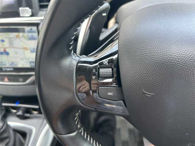プジョー ３０８ SW GTライン 愛知県 2016(平28)年 10.7万km 赤 純正ディスプレイオーディオ/BT/CD/USB/AUX/社外ナビ・TV/バックカメラ/ETC/クルーズコントロール/社外レーダー/パドルシフト/トノカバー/前後クリアランスソナー/ルーフレール/LEDオートライト/フォグランプ/トノカバー/純正AW/スタッドレスタイヤ積込