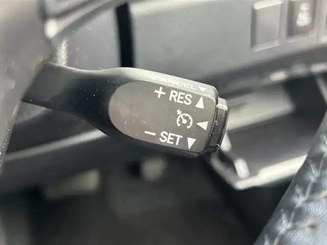 トヨタ エスティマ ハイブリッド アエラス プレミアム G 高知県 2019(令1)年 3.2万km ブラック/レッドマイカメタリック 2トーン 両側パワースライドドア　/純正12型フリップダウンモニター　（V12T-R18C)　/純正１０インチナビ　（NSZN-Z68T）/【Ｂｌｕｅｔｏｏｔｈ　ＴＶ　ＤＶＤ　ＣＤ　Ｔ－ｃｏｎｎｅｃｔ　後席会話支援】/バックカメラ　/ＥＴＣ２．０　/前後ドラレコ　/運転席パワーシート/1列目シートヒーター/2列目オットマン/電動格納サードシート/電動リアゲート/レーンキープアシスト/衝突被害軽減システム/前後コーナーセンサー/オートマチックハイビーム/保証書/取扱説明書/スペアキー