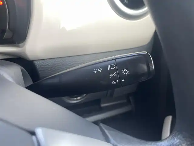スズキ ハスラー G 宮崎県 2019(令1)年 4万km ピュアホワイトP ワンオーナー/社外オーディオ/　AM FM BT/運転席助手席シートヒーター/スマートキー/プッシュスタート/オートエアコン/盗難防止装置/取説/保証書