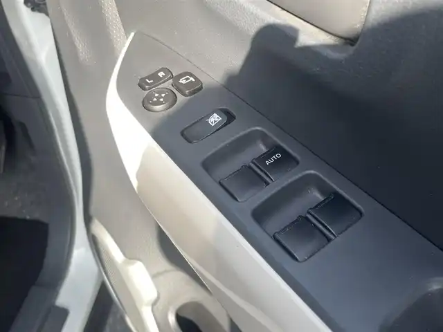 スズキ ハスラー G 宮崎県 2019(令1)年 4万km ピュアホワイトP ワンオーナー/社外オーディオ/　AM FM BT/運転席助手席シートヒーター/スマートキー/プッシュスタート/オートエアコン/盗難防止装置/取説/保証書