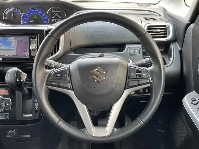 スズキ ソリオ バンディット HV SV 東京都 2018(平30)年 6.9万km ミッドナイトバイオレットメタリック ナビ/バックカメラ/天吊モニター/デュアルカメラブレーキサポート/車線逸脱警報機能/クルーズコントロール/シートヒーター/両側パワースライドドア/ＥＴＣ/ドライブレコーダー/ステアリングスイッチ
