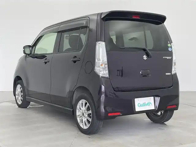 スズキ ワゴンＲ スティングレー X 富山県 2014(平26)年 4.5万km ミステリアスバイオレットパール 4WD/社外ナビ(AM/FM/CD/AUX/iPod)/ワンセグTV/アイドリングストップ/純正フロアマット/革巻きステアリング/スマートキー/プッシュスタート/ベンチシート/パワーステアリング/パワーウィンドウ/ハロゲンヘッドライト/オートライト/フォグランプ/電動格納ミラー/ドアバイザー/バニティミラー