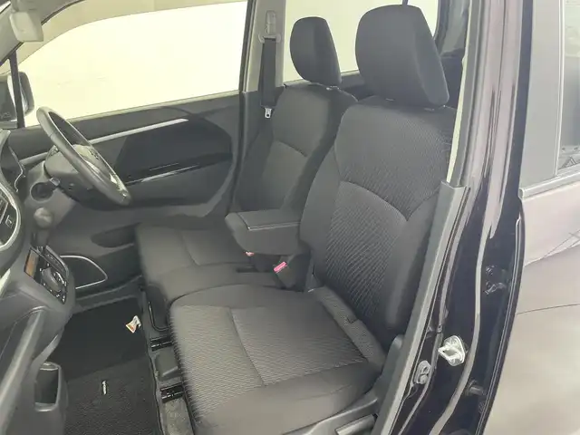 スズキ ワゴンＲ スティングレー X 富山県 2014(平26)年 4.5万km ミステリアスバイオレットパール 4WD/社外ナビ(AM/FM/CD/AUX/iPod)/ワンセグTV/アイドリングストップ/純正フロアマット/革巻きステアリング/スマートキー/プッシュスタート/ベンチシート/パワーステアリング/パワーウィンドウ/ハロゲンヘッドライト/オートライト/フォグランプ/電動格納ミラー/ドアバイザー/バニティミラー