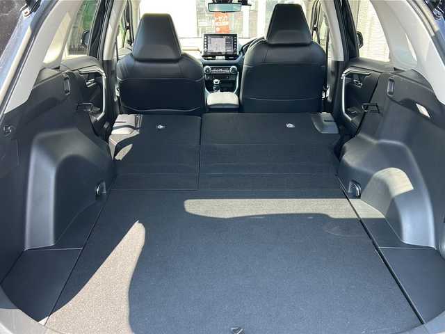 トヨタ ＲＡＶ４ G Zパッケージ 千葉県 2022(令4)年 1.8万km アティチュードブラックマイカ パノラマムーンルーフ ナビ 全方位カメラ 皮 温冷シート デジタルインナーミラー パワーシート 電動リアドア 2.0ETC USB PCS AHB LTA ドラレコ ステアヒーター LEDライト