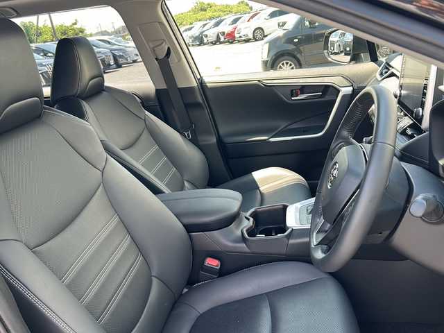 トヨタ ＲＡＶ４ G Zパッケージ 千葉県 2022(令4)年 1.8万km アティチュードブラックマイカ パノラマムーンルーフ ナビ 全方位カメラ 皮 温冷シート デジタルインナーミラー パワーシート 電動リアドア 2.0ETC USB PCS AHB LTA ドラレコ ステアヒーター LEDライト