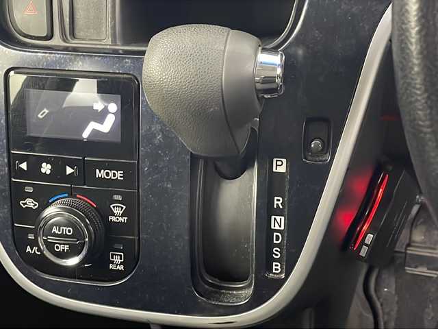 ダイハツ ムーヴ カスタム RS ハイパー SAⅡ 埼玉県 2015(平27)年 6.2万km ブラックマイカメタリック オーディオ/（CD/AM/FM/AUX/USB）/純正アルミホイール/純正フロアマット/社外ドラレコ/ETC/LEDライト