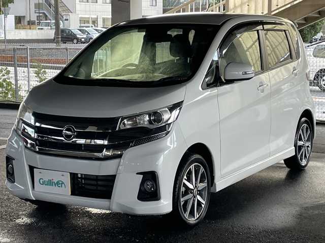 日産 デイズ ハイウェイスターG ターボ 茨城県 2018(平30)年 1.5万km ホワイトパール 純正ナビ/フルセグTV/全方位カメラ/クルーズコントロール/プッシュスタート/衝突軽減ブレーキ/純正フロアマット/純正アルミホイール